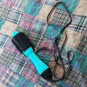 Revlon electric styling brush